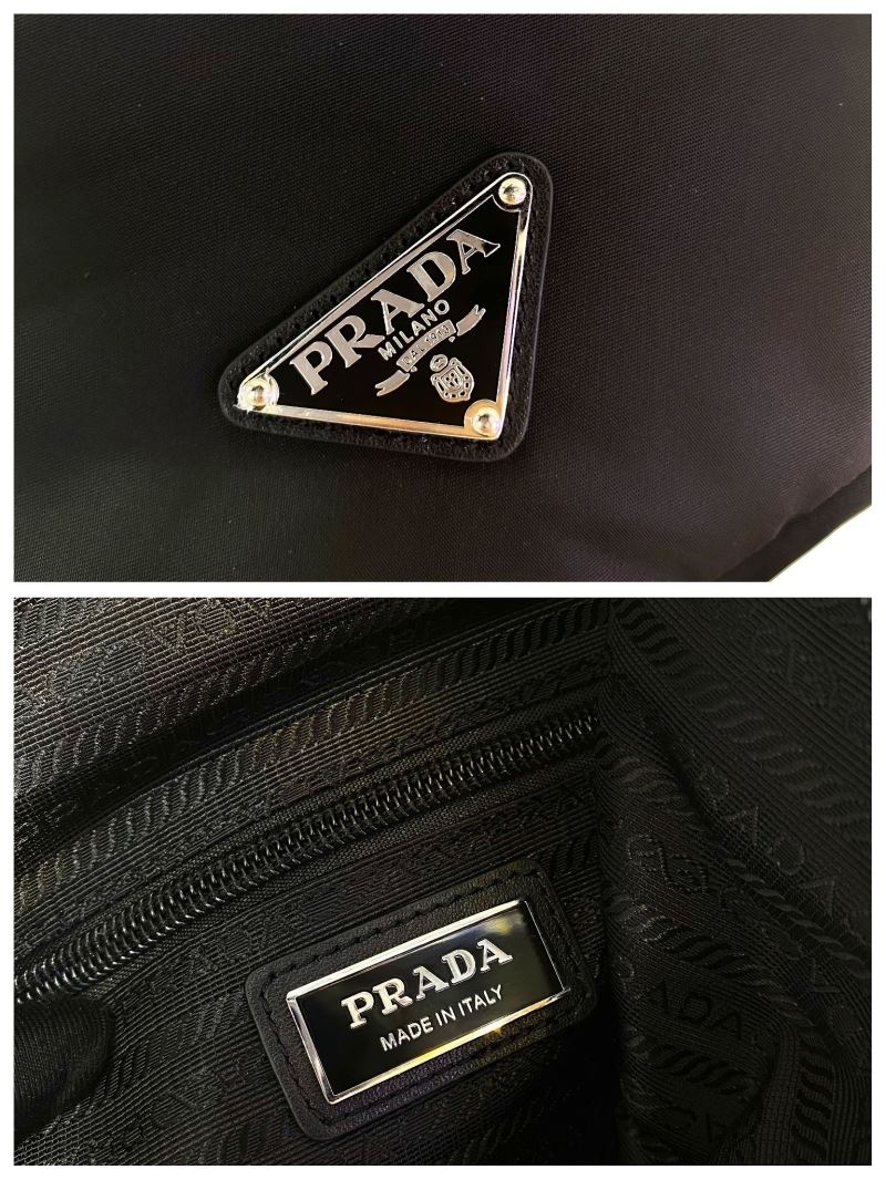 Pra*a triangle pouch